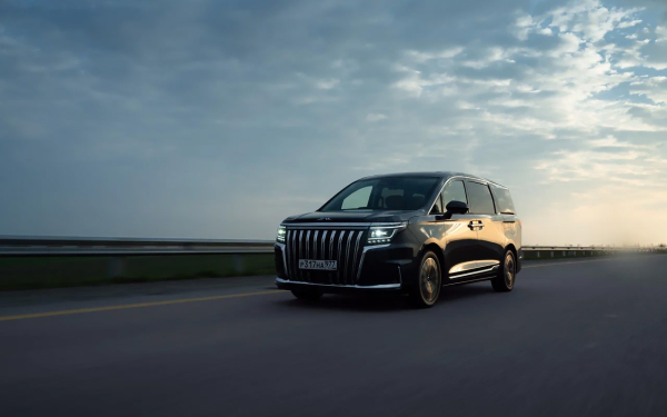 
            Хочет быть премиальнее. Тест китайского вэна JAC RF8 российской сборки
        