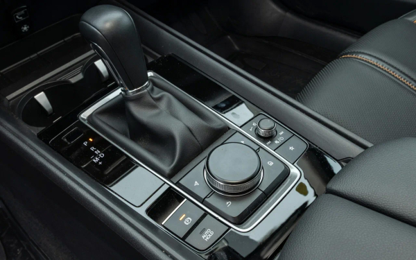 
            Спасибо за олдскул. Первый тест Mazda CX-50 — японского кроссовера из КНР
        