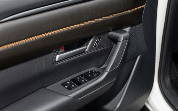 
            Спасибо за олдскул. Первый тест Mazda CX-50 — японского кроссовера из КНР
        