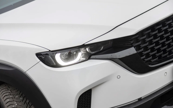 
            Спасибо за олдскул. Первый тест Mazda CX-50 — японского кроссовера из КНР
        