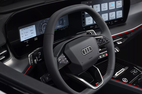 
            Audi представил новый кроссовер Q3 в версии Sportback. Цены
        