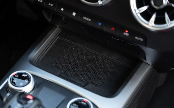 
            Считаем обновки. Мы покатались на Tank 300 после рестайлинга
        